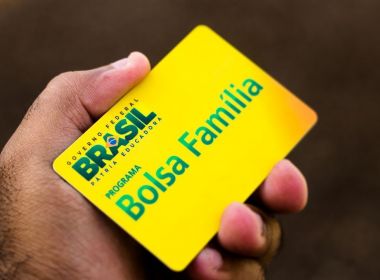 Bolsa Família terá valor de R$ 300 em novembro e dezembro, diz secretário especial