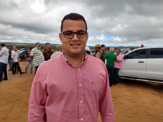 Deputado Alex Lima não deve disputar reeleição e nome pode representar grupo 19 em Esplanada