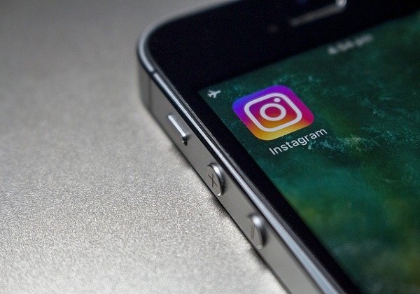 Instagram libera uso da figurinha de link para todos os usuários