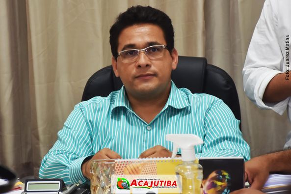Prefeito de Acajutiba Alex Freitas gastará mais de Meio Milhão em reforma do mercado municipal