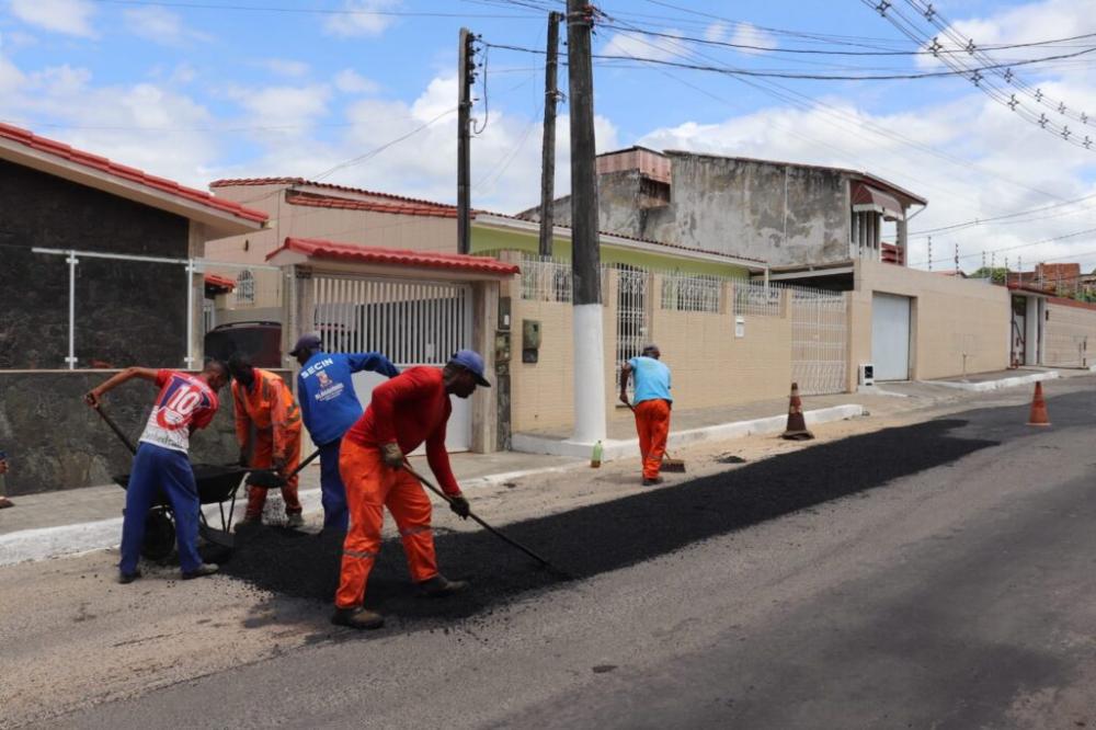 Operação Tapa-Buracos segue revitalizando ruas e avenidas em Alagoinhas