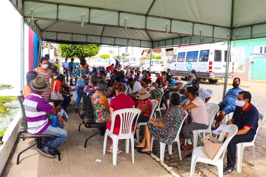 Centro de Especialidades médicas de Aporá realiza mutirão para Triagem de Catarata para usuários do SUS