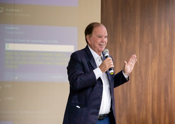 Leão: ‘Município para desenvolver precisa ter projeto e planejamento’