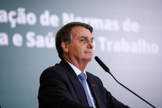 Bolsonaro amplia acesso de alunos de escolas privadas ao Prouni através de MP