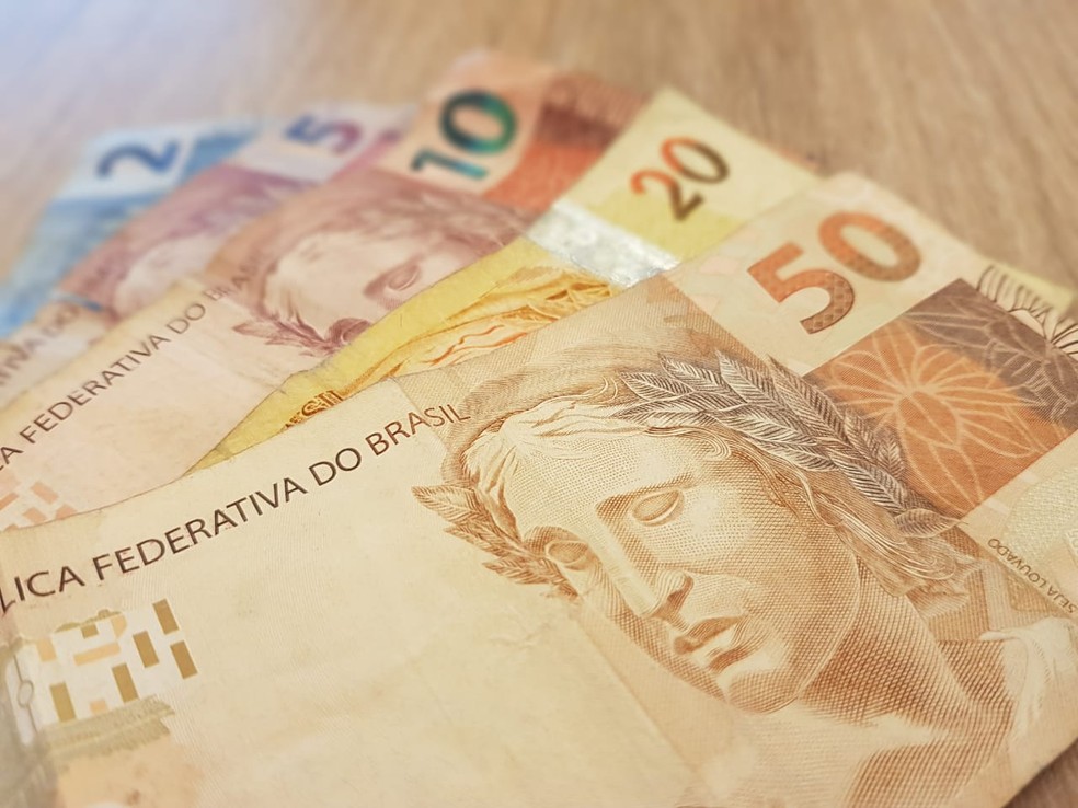 Governo de Sergipe anuncia antecipação do pagamento do salário dos servidores
