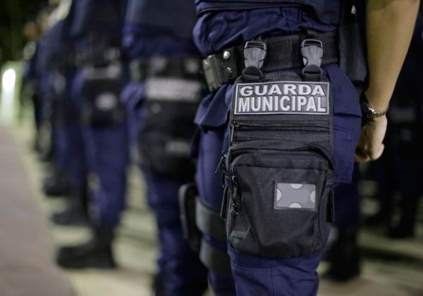 STF derruba exigência de porte de armas para guardas municipais