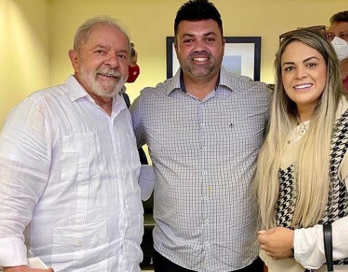 Representando Crisópolis Prefeito Leandro Dantas e Primeira Dama Pamela encontram-se com Lula em São Paulo
