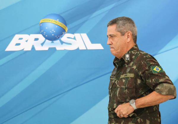 Defesa usou verba do combate à Covid-19 para comprar mignon, caviar e picanha