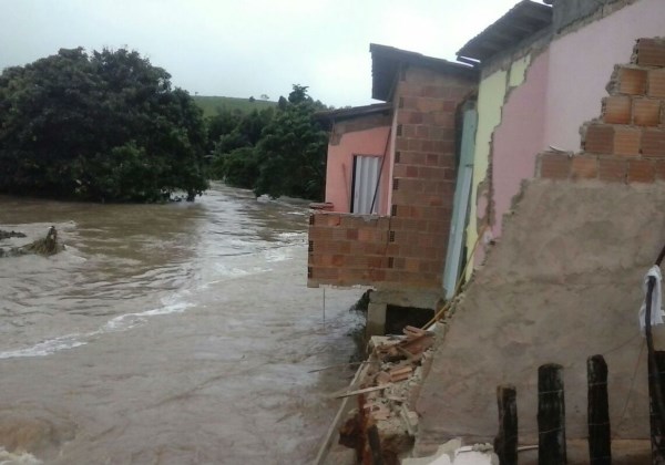 Bahia tem 850 mil pessoas prejudicadas pela chuva