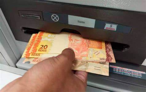 Prefeito Júnior Argôlo comemora 1.157 novas famílias entrerrienses beneficiadas com o Auxílio Brasil