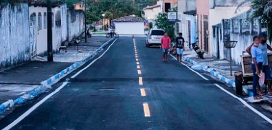 Buscando dar mais segurança aos motoristas sinalização horizontal é revitalizada em Araçás
