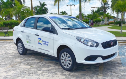 Prefeitura entrega carro 0km ao Conselho Tutelar de Jandaíra 