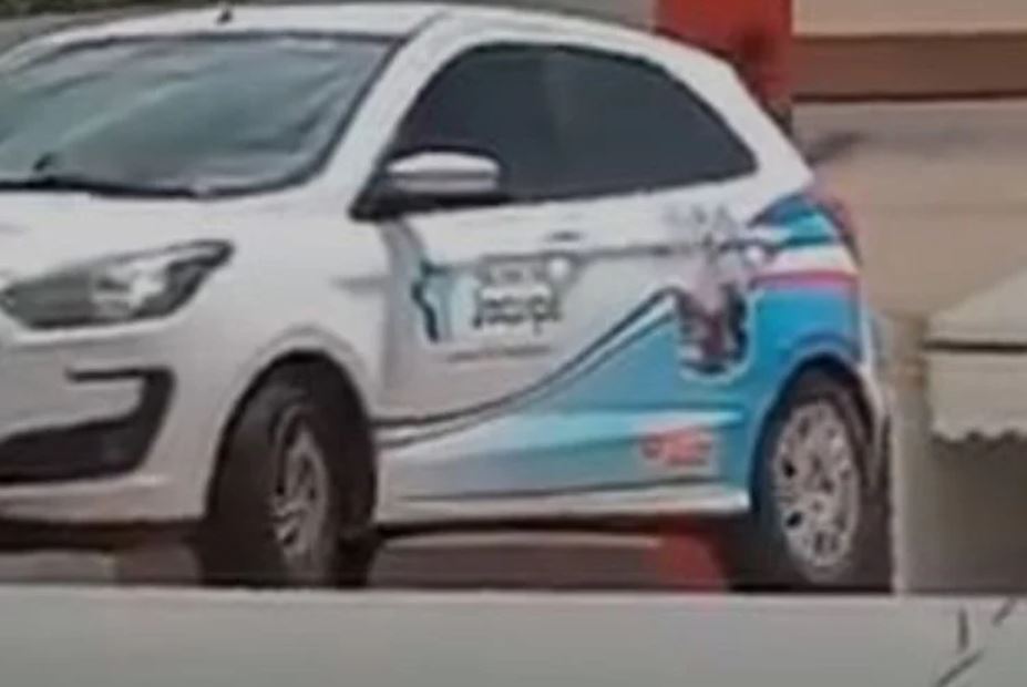 Comprometido e no cargo há um ano: Prefeitura confirma exoneração de servidor que usou carro para ir à motel na Bahia