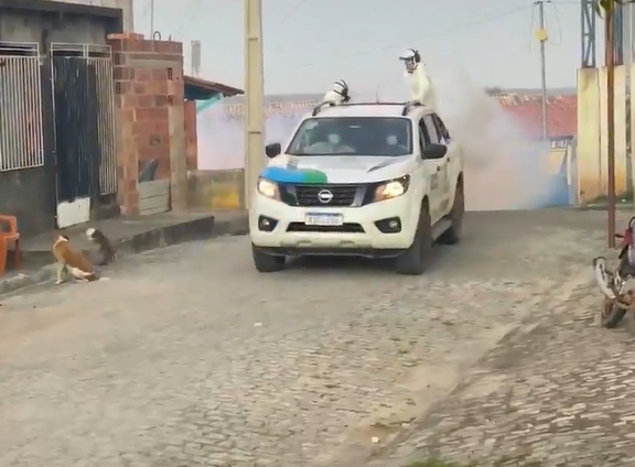Prefeitura realiza ação de pulverização e fumacê em combate a dengue em Jandaíra
