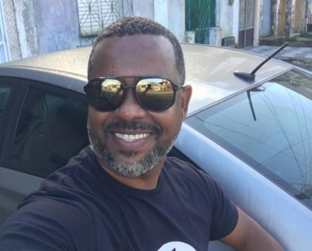 Fake aponta que vereador baiano teve pênis grudado em mulher e caso vai parar na polícia