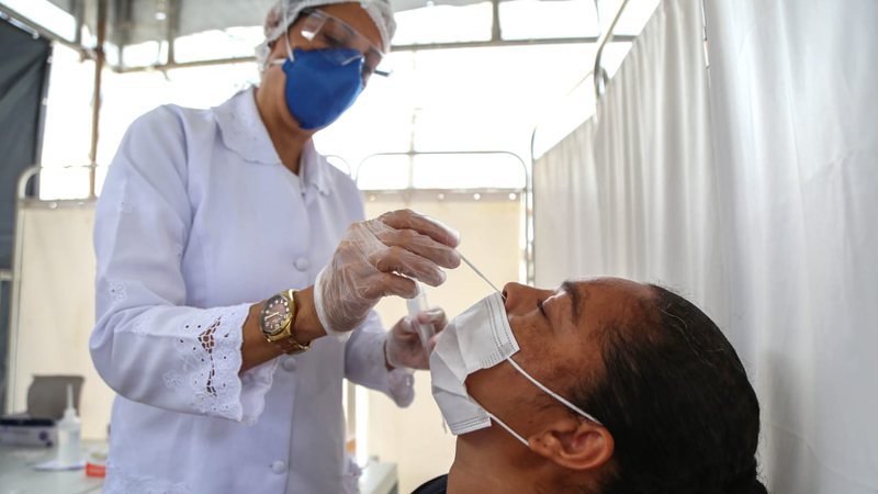 Bahia ultrapassa pico de 2020 e registra recorde de casos ativos de Covid-19 desde o início da pandemia