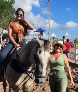 Prefeita Carine comemora fim de semana de visitas em comunidades rurais de Aporá