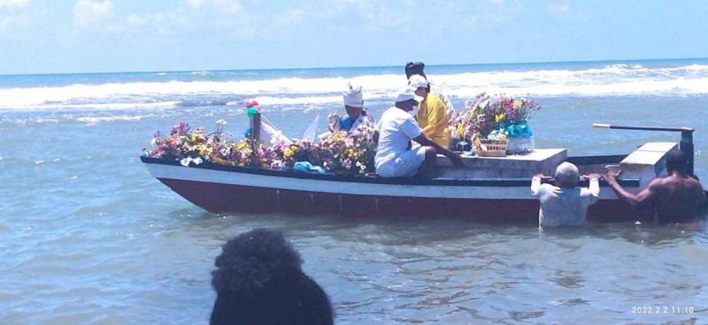 Dia de Iemanjá e de Nossa Senhora dos Navegantes é comemorado em Porto de Sauípe; Confira fotos