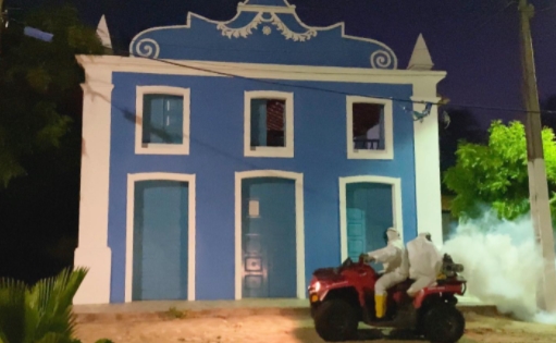Prefeitura de Jandaíra promove ação de fumacê contra dengue em Mague Seco