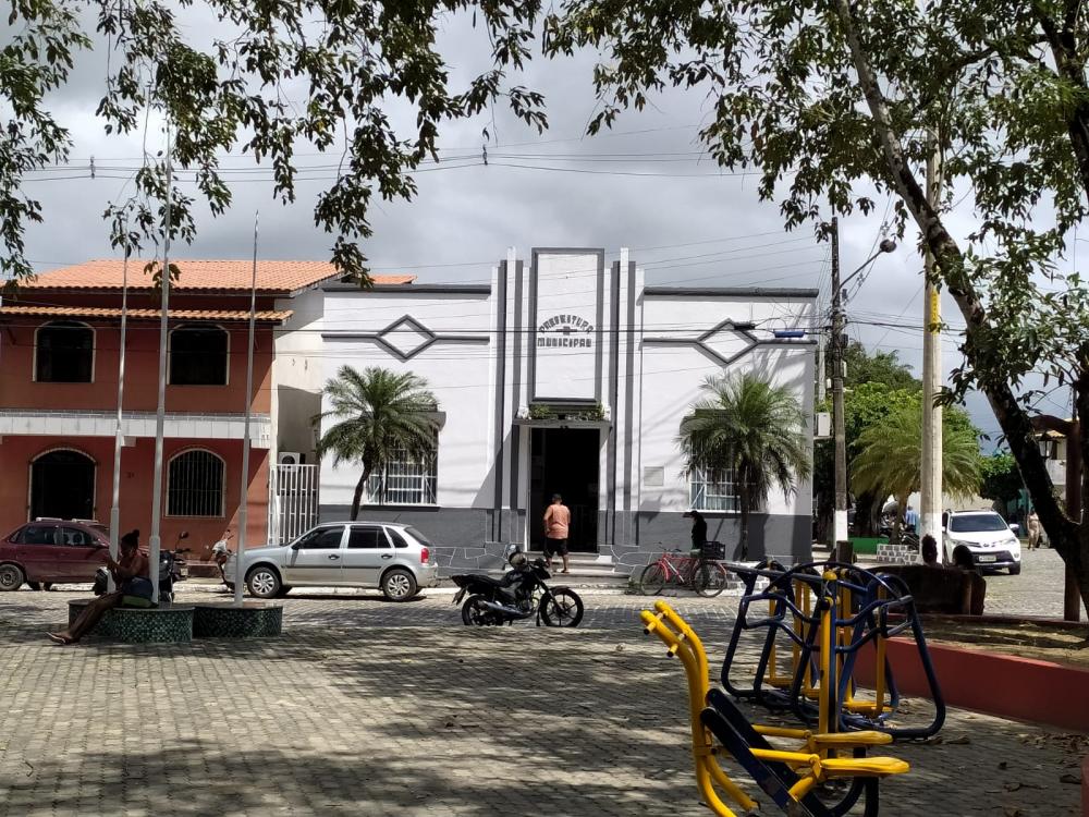 Em momento tenso na educação Prefeito Dudu Vieira realiza diversas mudanças em cargos de Conde; Vice é professor