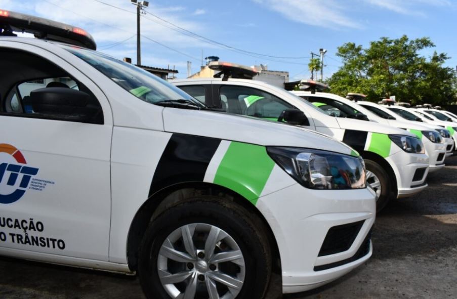 Alagoinhas: SMTT informa calendário para a vistoria anual obrigatória de táxis, transporte escolar e transporte alternativo