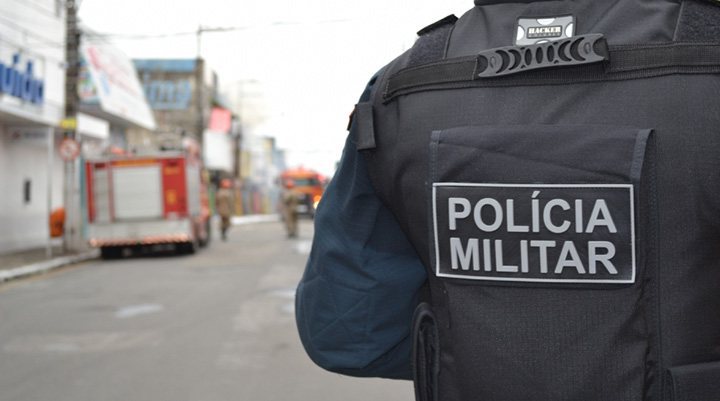 Mulher é morta a tiros dentro de casa em Itabaiana