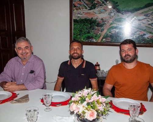 Senador Angêlo Coronel anuncia novos investimentos federais em Cardeal da Silva através da gestão Branco Sales