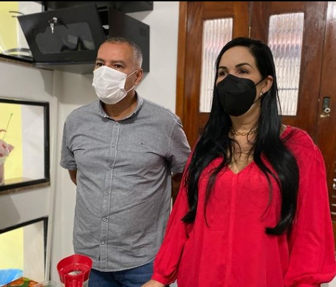 Prefeito Joaquim Neto exonera esposa Ludmilla Fiscina da Secretaria de Assistência Social de Alagoinhas