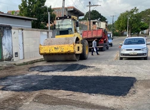 Júnior Argôlo anuncia mais aplicação de asfalto na sede, zona rural e Litoral de Entre Rios