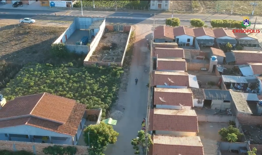 Superou o próprio record: Prefeito Leandro Dantas entrega bairro calçado em 11 dias