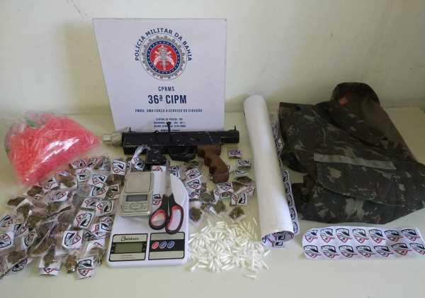 Polícia apreende uma submetralhadora, maconha e cocaína nesta segunda
