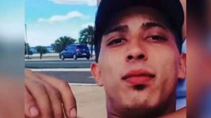 Jovem é morto a golpes de faca pela esposa na sala de casa