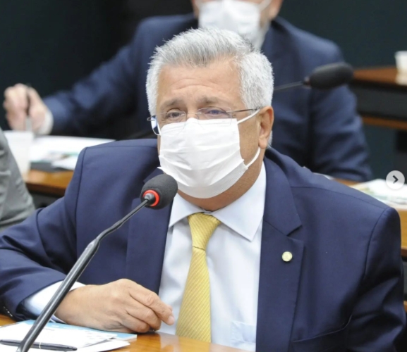 Deputado Federal Bacelar pagará multa de 50 mil e terá que devolver junto o ex-prefeito de Salvador mais de 47 milhões; Entenda