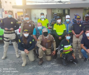 Quarto Batalhão, PRF, SMTT e Guarda Municipal realizam blitz educativa em Alagoinhas