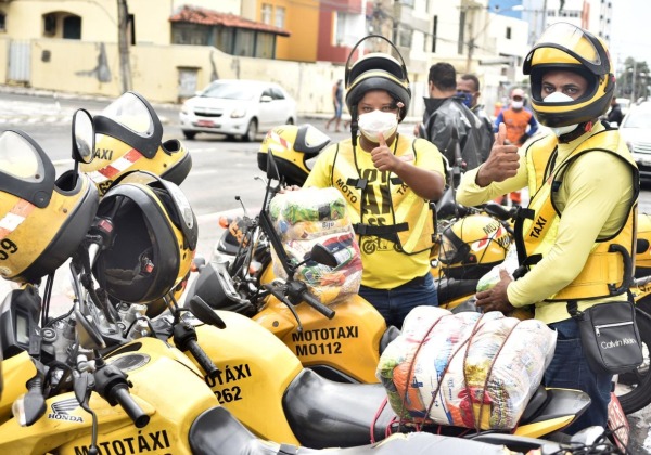 Prefeitura entrega cestas básicas a mototaxistas a partir desta segunda (22)