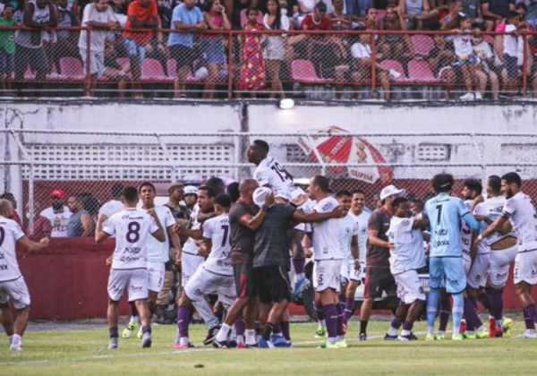 Atlético de Alagoinhas e Jacuipense empatam em 1º jogo da final do Baiano