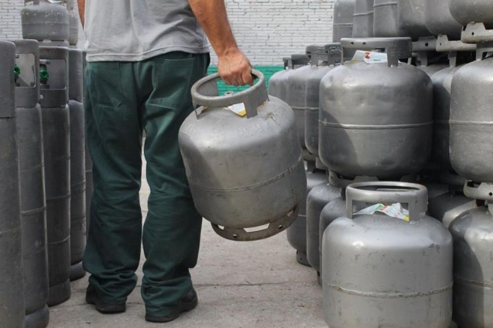 Petrobras anuncia redução no preço do gás de cozinha