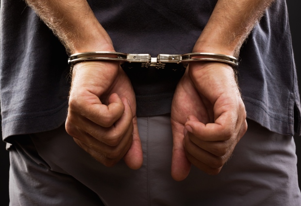Pastor que abusou vítima dentro de igreja é preso por estupros em Feira