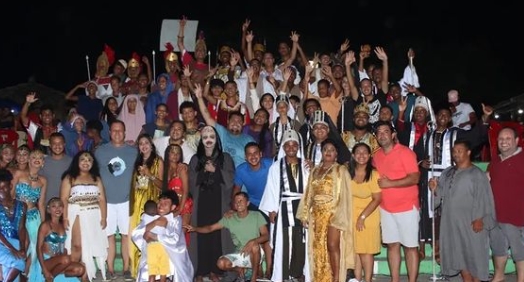 Encenação da Paixão de Cristo lota praça em Conde