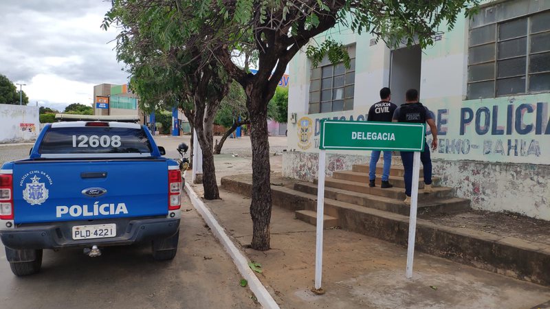 Pai é preso suspeito de estuprar as duas filhas no interior da Bahia