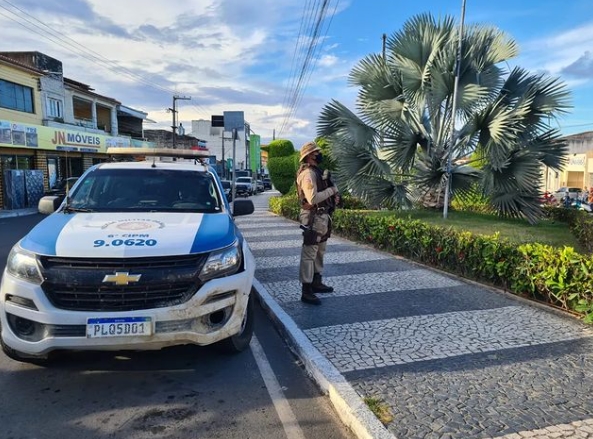 Homem é preso após mulher denunciar violência doméstica na zona rural de Rio Real