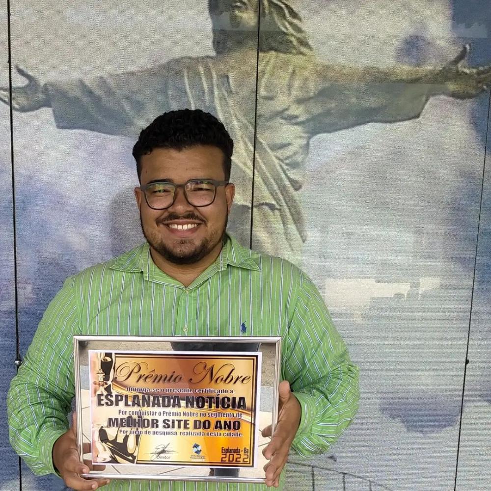 Esplanada Notícias é premiado como melhor site do ano de acordo com consulta de opinião pública feita pela empresa Privilegy Pesquisas
