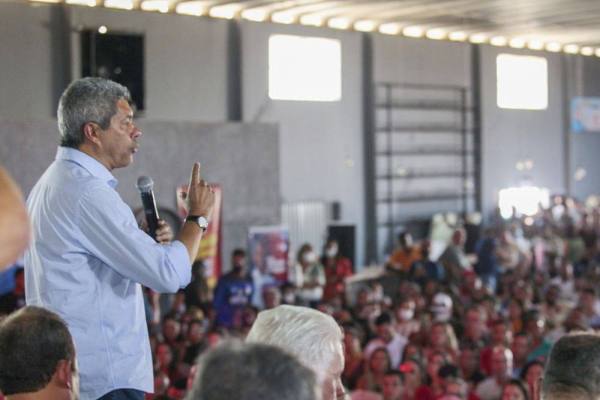 Jerônimo recebe apoio de 9 dos 11 prefeitos da Bacia do Rio Corrente