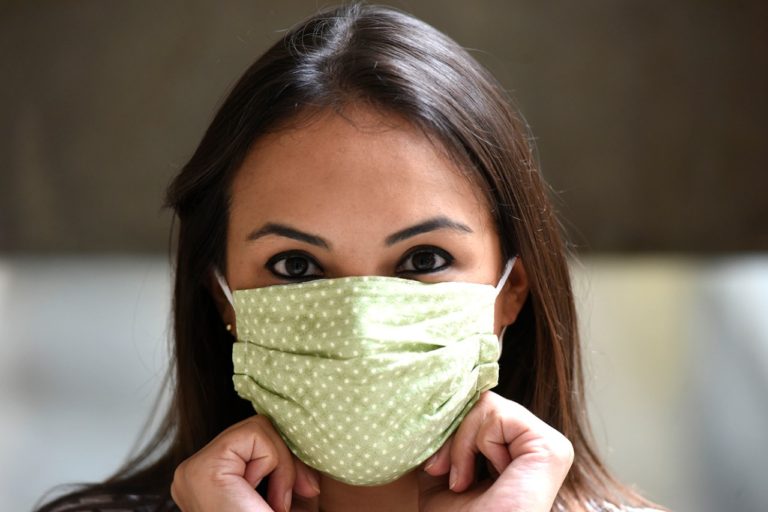 Três capitais voltam a recomendar a utilização de máscaras