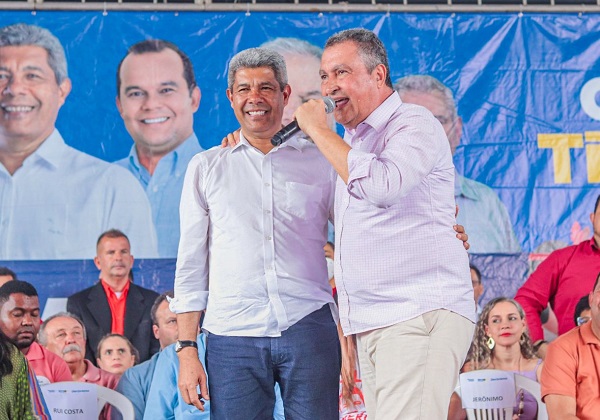 Jerônimo se reúne com 18 prefeitos no PGP, em Pombal
