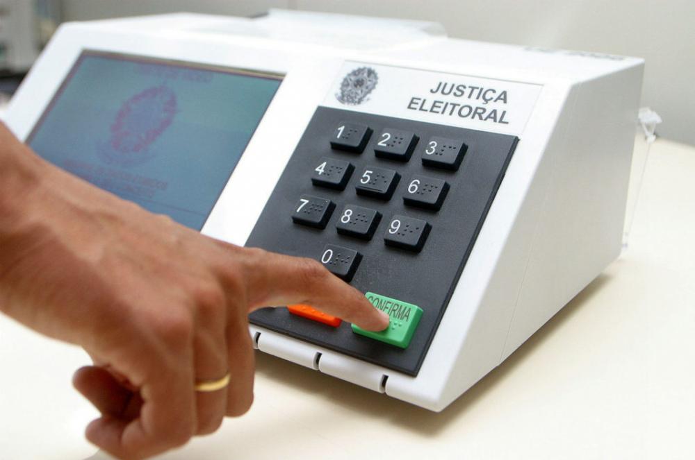 Restrições para agentes públicos começam a valer