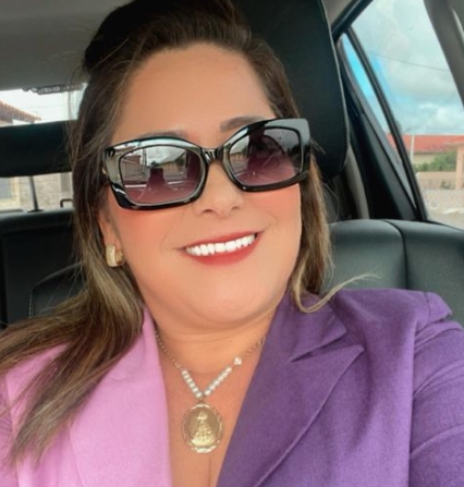 Enquete aponta reeleição da Prefeita Carine de Ataíde em Aporá; Saiba números