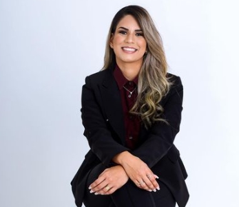 Enquete aponta eleição de Paloma do Unilar para Prefeita de Jandaíra em 2024; Entenda