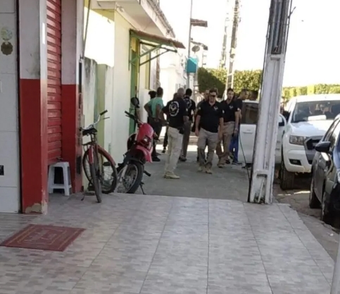  Nova ação prende servidor municipal e investiga morte de rapaz que fez acusações contra prefeito Alex Freitas