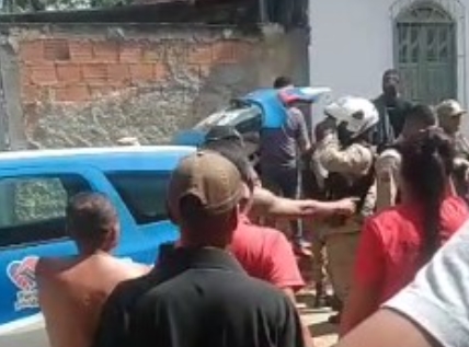 Tráfico de Drogas: Um suspeito é morto e dois são presos no Alecrim em Alagoinhas